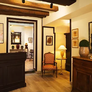 Du Cygne Hotel