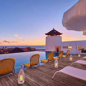 https://aloft-bali-seminyak.ubudhotelsnow.com