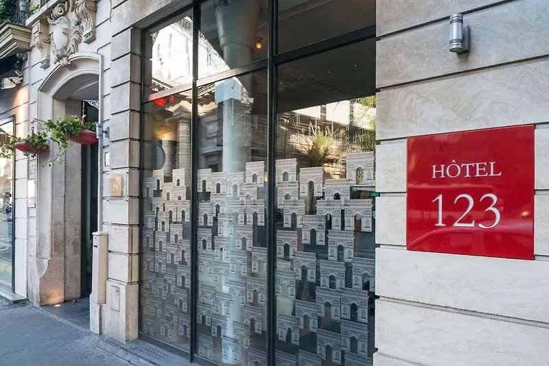 **** Hotel Le 123 Elysees - Astotel Paris France
